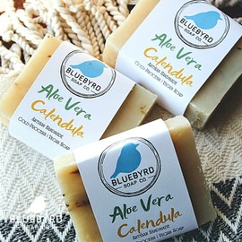Bluebyrd Soap Co. Aloe Vera and Calendula Soap Bar | Calendula Bar Soap with Real Calendula Flower Petals | Calendula & Aloe Vera Soap Soothes Dry, Itchy, Cracked, Irritated Skin | 100% All Natural Rich Plant Oil Vegan Cleanser with Aloe, 5oz bars (Calendula, BAR)