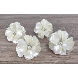 Fennco Styles Handmade Pearl Flower Design Decorative Napkin Rings, Set of 4 – White Napkin Holders for Home, Dining Table, Holiday Décor and Special Occasions
