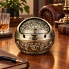 Retro Metal Ashtray with Lid – Decorative Covered Ashtray for