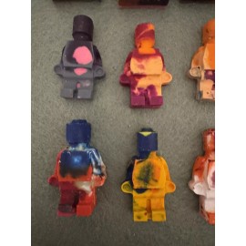 Crayola Recycled crayon building blocks & mini figures party Favors