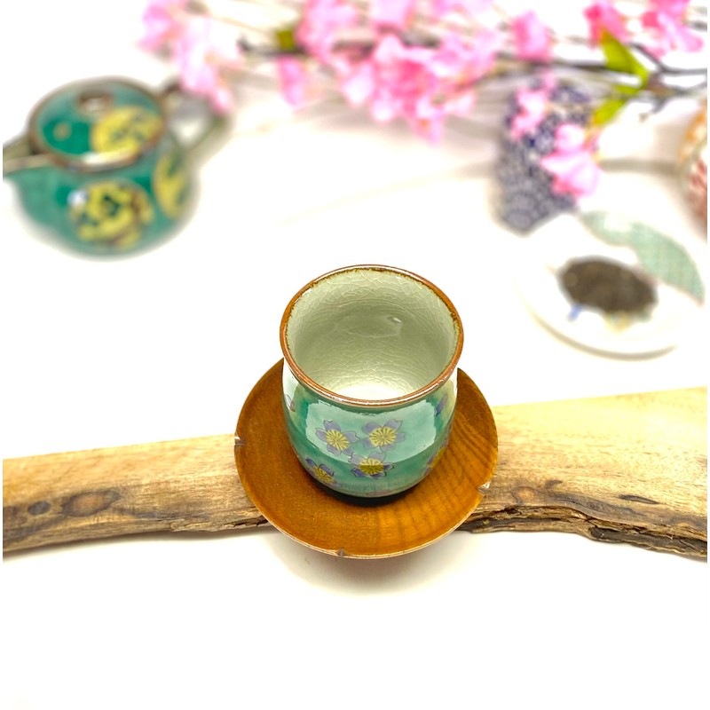 Kutani [Tea Cup] Large Green Cherry Blossom Heart Back Painting