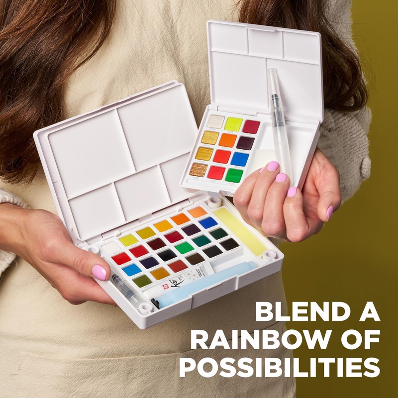 KOI Watercolors Field Box Set of 24 Colors