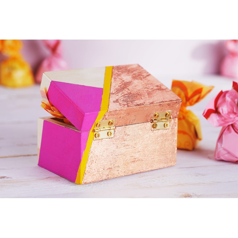 VBS Wooden Box with Magnetic Closure