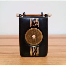 Unbekannt Small Far Eastern Aroma Burner 13cm Feng Shui Ceramic Buddha