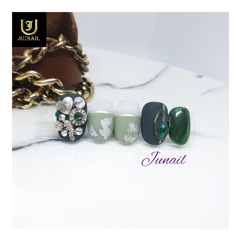 Deep Green Handmade Nail Tips - Short Straight Coffin /