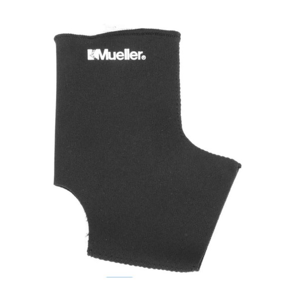 MUELLER Sports Medicine Ankle Support Sleeve, For Men and Women, Black, Medium