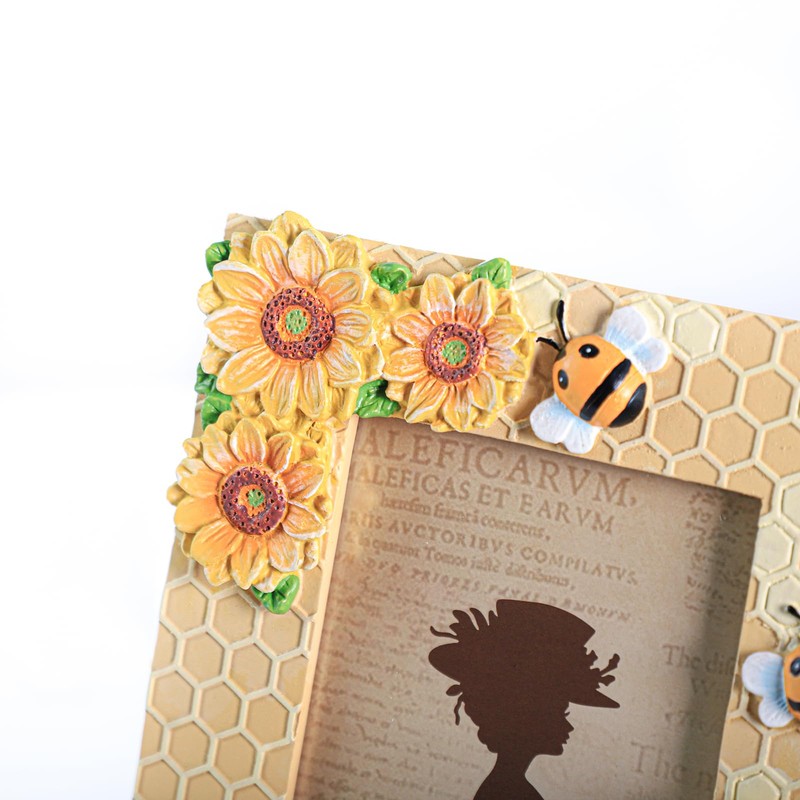 Bicuzat 3D Embossed Sunflower and Bees Pattern Resin Card Frame