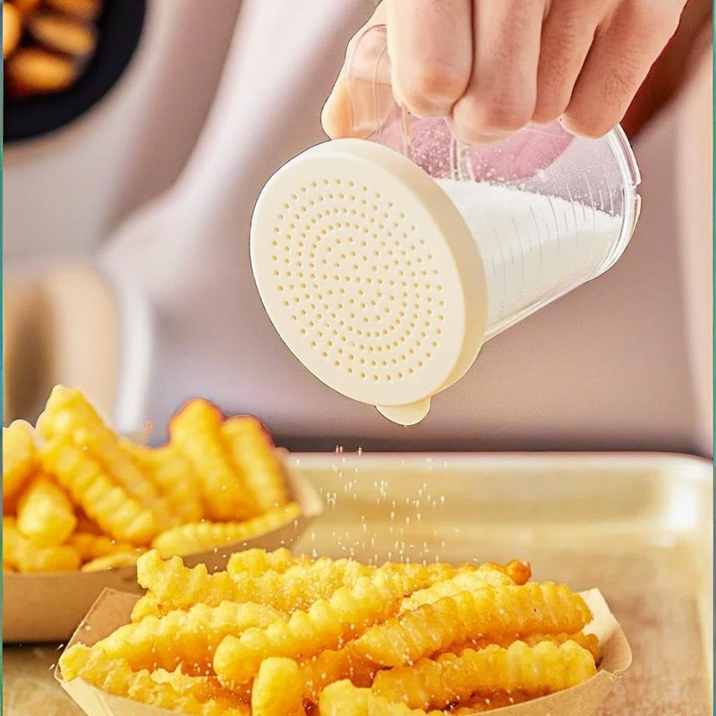 2-Pack 10 oz Polycarbonate Spice Shakers with Beige Lids, Durable