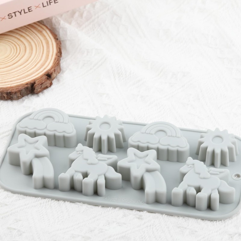 AIBOYA 8 Cavity Winged Unicorn Themed Silicone Molds Rainbow Unicorn