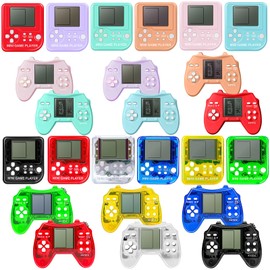 SSRMX 24Pcs Video Game Party Favors Video Game Keychain Gamer Party Favors Video Game Party Supplies Arcade Mini Gaming Keychain for Boys and Girls