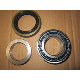 PRC 70 71 72 73 74 75 76 77 OLDS CUTLASS 442  REAR WHEEL BEARING + SEAL  B-O AXLE