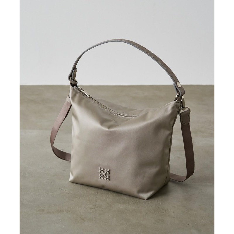 Rasit RUZ1042422A0006 Clouds Nylon Simple Shoulder Bag 10.9 oz (310