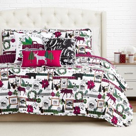 Southshore Fine Living, Inc. Merry Town Christmas Quilt Set, Twin Size 5-Piece Christmas Bedding Set w/Shams & Holiday Throw Pillow; Reversible 2-Sided Red Plaid Quilt & Rustic Cabin Print