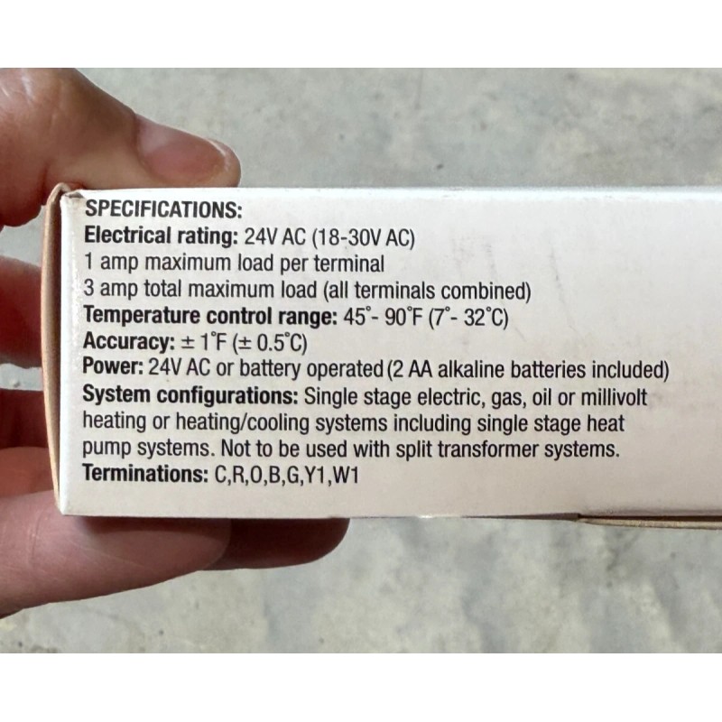 Robertshaw RS3110 Digital 5-2 Day Programmable Thermostat 1 Heat 1