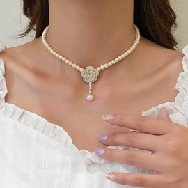 Inateannal Boho Pearl Choker Necklace Pearl Flower Pendnat Necklace Freshwater Beaded Pearl Necklace White Camellia Necklace Chain Camellia Flower Necklace Crystal Pearl Pendant Necklace