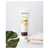 Aveeno Skin Renewal Exfoliating Body Scrub Cleanse & Resurface Dry