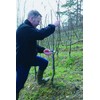 FELCO 17 Gartenschere für Linkshänder (kompakte Baumschere, mit Rollgriff, Schere