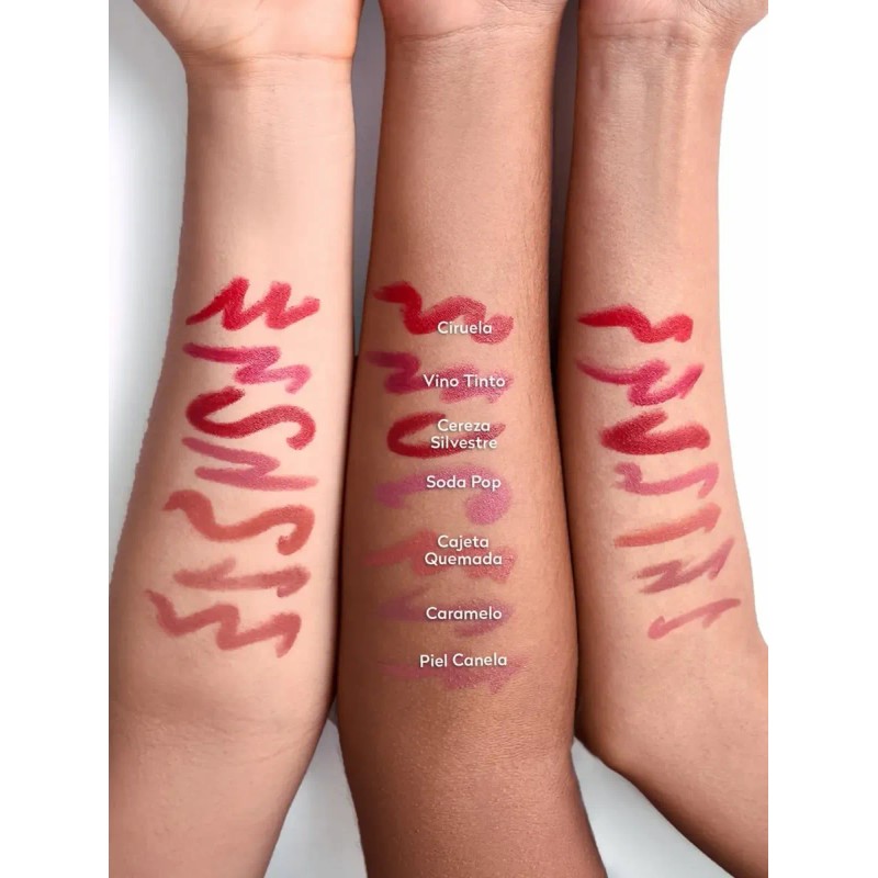 Kit Lápiz Labial En Barra Bissu + Delineador Italia Deluxe