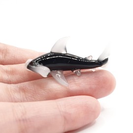 WitnyStore Tiny 1½" Long Black White Hammerhead Shark Figurine - Miniature Hand Blown Glass Sharks Marine Sea Life Ocean Fish Small Crystal Animals Decorative Figures Collectible Figurines Décor Gifts