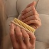 HHUUMM Hand and Nail Brush W 4 x H 4