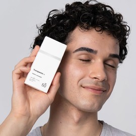 Transparent Lab Mineral Sunscreen - Sun Protection with Physical Filters