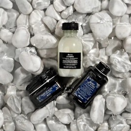 Heart Of Glass Rich Conditioner Azul Índigo Davines 250 Ml                                                                                            