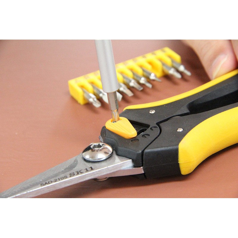 E – Value Precision Screwdriver Set 30 Bits + Handle