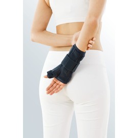 medi Manumed T Wrist Brace | Size I | Right | in Grey Wrist Support Hand Support Bandage Splint
