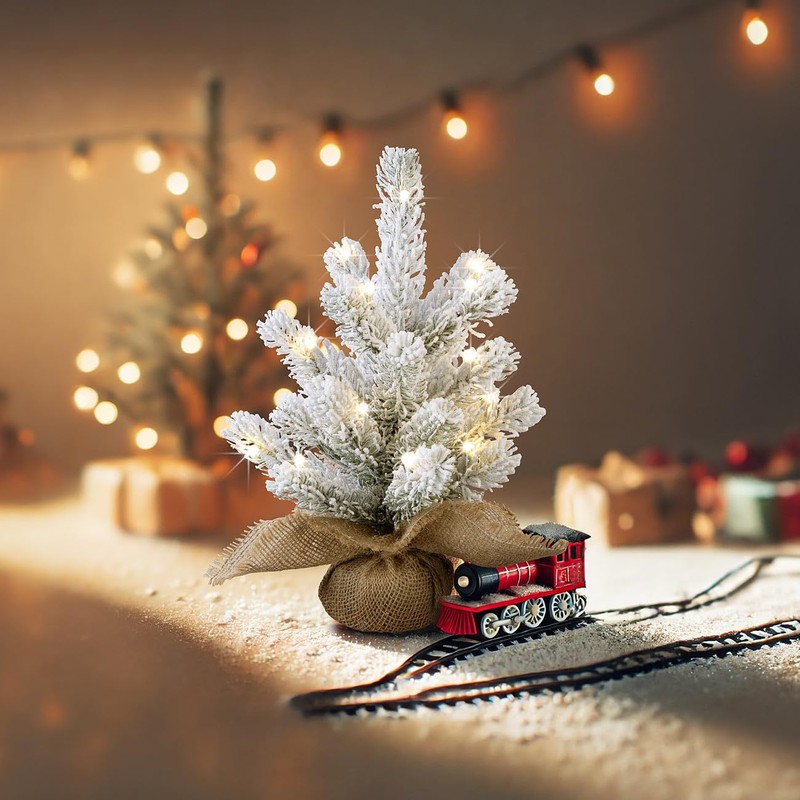 infactory Mini Christmas Tree with USB: Set of 4 Decorative