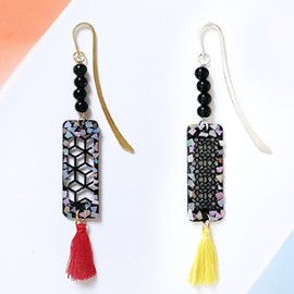 Gifts for foreigners Making mother-of-pearl traditional pattern bookmarks Gold bookmarks DIY Korean traditional crafts Foreigner experience kit I agree to third-party provision for K-goods delivery / 외국인선물 자개전통문양책갈피만들기 금장책갈피DIY 한국전통공예 외국인체험키트 K굿즈 배송을 위한 제3자 제공에 동의합니다