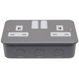 Metal Clad Double Pole Socket 2 Gang 13A Switched with Back Box - Heavy Duty For Garage, Shed, Workshop (1 x Socket)