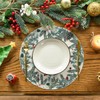 Artoid Mode Holly Eucalyptus Mistletoe Christmas Round Place Mats Set
