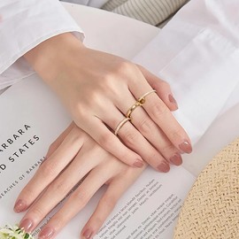 VCCKNB JEWELRY Multi Link Eternity Statement Ring Chunky Gold Connector Ring Interlocking Trinity Link Ring with CZ Set, 14K Gold Plated, Zircon
