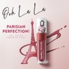 Emily in Paris Vaseline - Bálsamo Labial Líquido Color Rosa