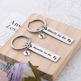 New Aunt And Uncle Gifts First Time 2025 Uncle Aunt to Be Keychain Gift for Pregnancy Baby Announcement Gifts for Aunt And Uncle Keyring Gift for New Auntie