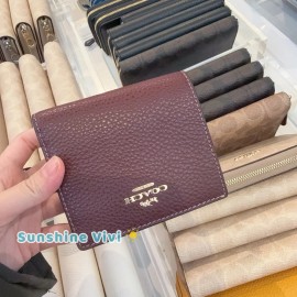 Coach NWT Coach Snap Wallet C2862 Merlot (Burgundy) Pebbled Leather w/C Charm