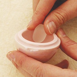 Mini Cremation Urn, Rainbow, Pearl and Rainbow Tadpole [Height 6 cm X Diameter 5.3 cm] ◆ Minutes Urn, Urn, Remains Container, Treasure Case ◆ Hand 供養 [Stone Say Warranty]