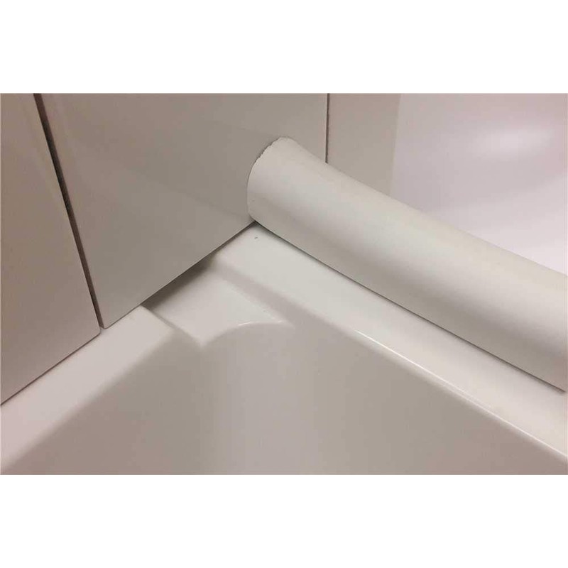 Mustee 360.210 Collapsible Water Barrier in White