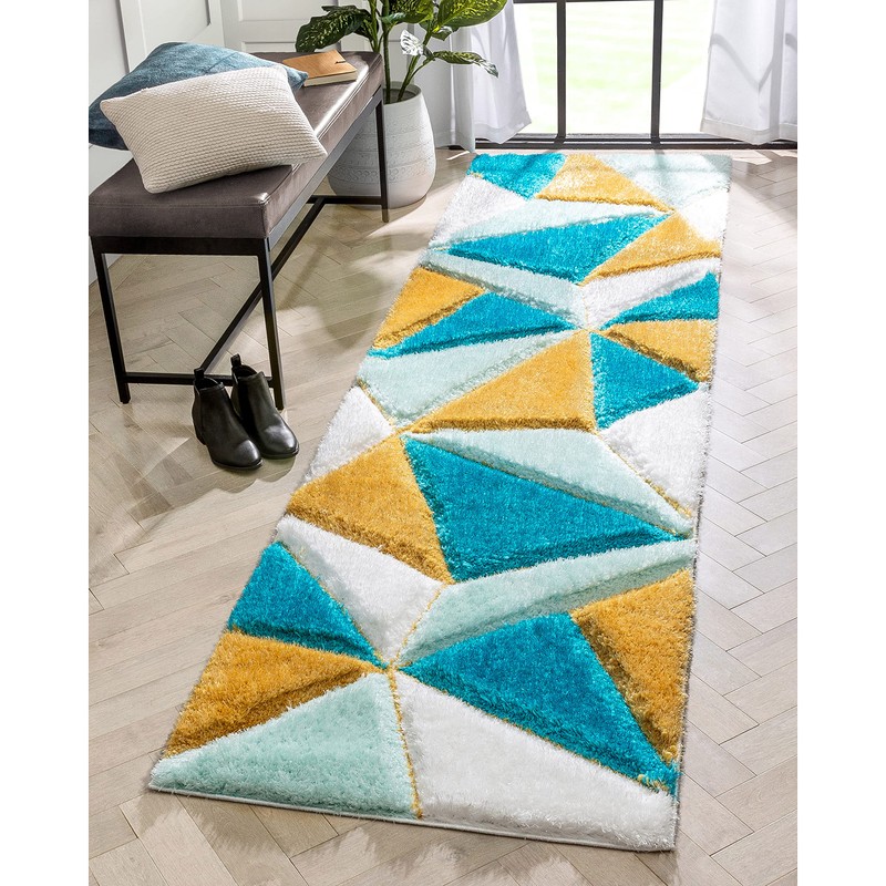 Well Woven Walker Red Triangle Boxes Thick Soft Plush 3D