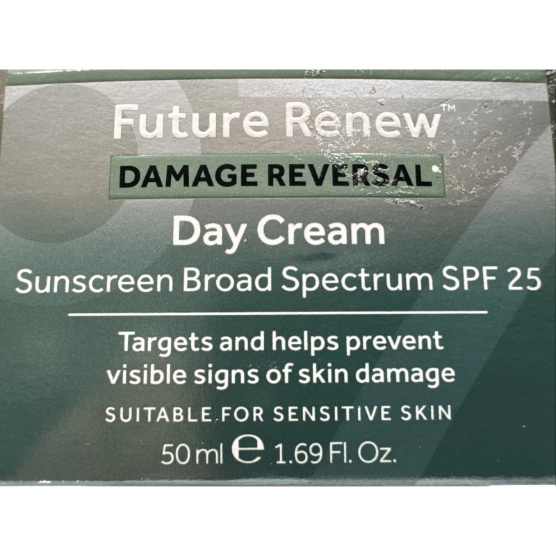 No7 Future Renew Damage Reversal Day Cream SPF 25 Sunscreen