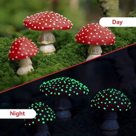 Beufee 6PCS Glow in the Dark Mushrooms, Luminous Glow in Mushroom Garden Decor Glow in the Dark Mushrooms Fake Mushrooms for Garden Decor
