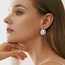 ALEXCRAFT Thick Hoop Earrings Gold Small Women's Golden Earrings Gold-Plated Chunky Hoops Gold Gift for Women Girlfriend Mum Girls, Brass