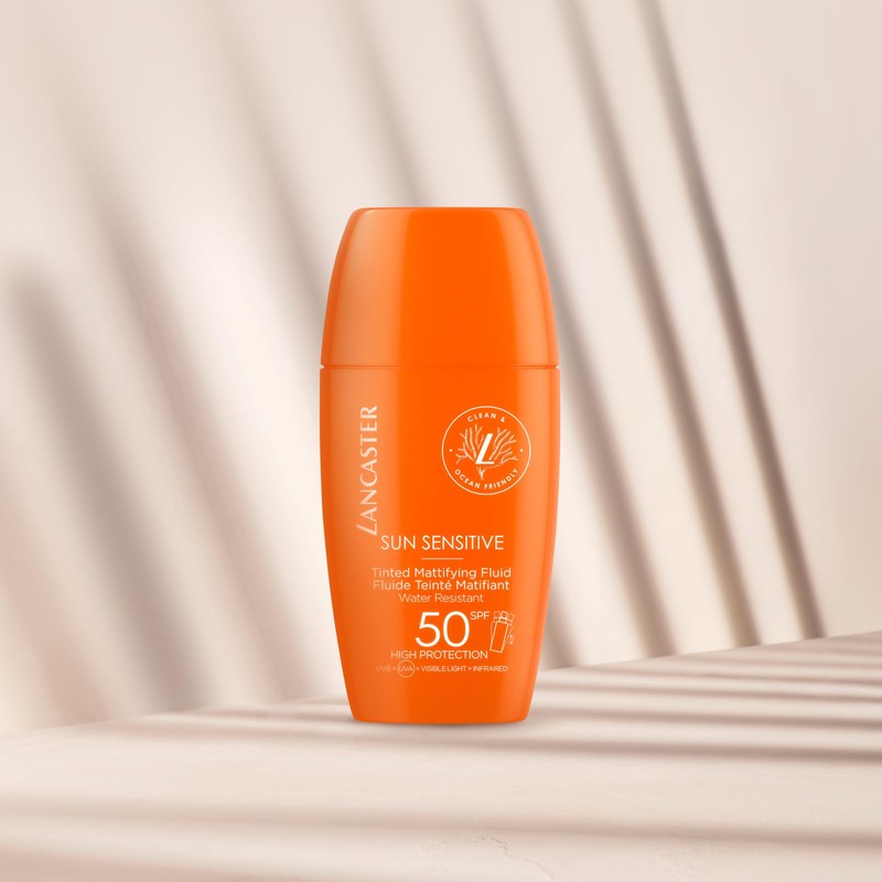 Lancaster Sun Sensitive Tinted Mattifying Fluid SPF 50, 30 ml