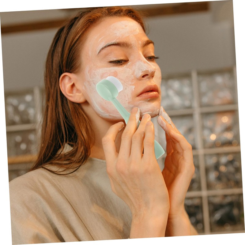 SAFIGLE Face Cleansing Brush Lightweight Portable Facial Skin Scrubber for