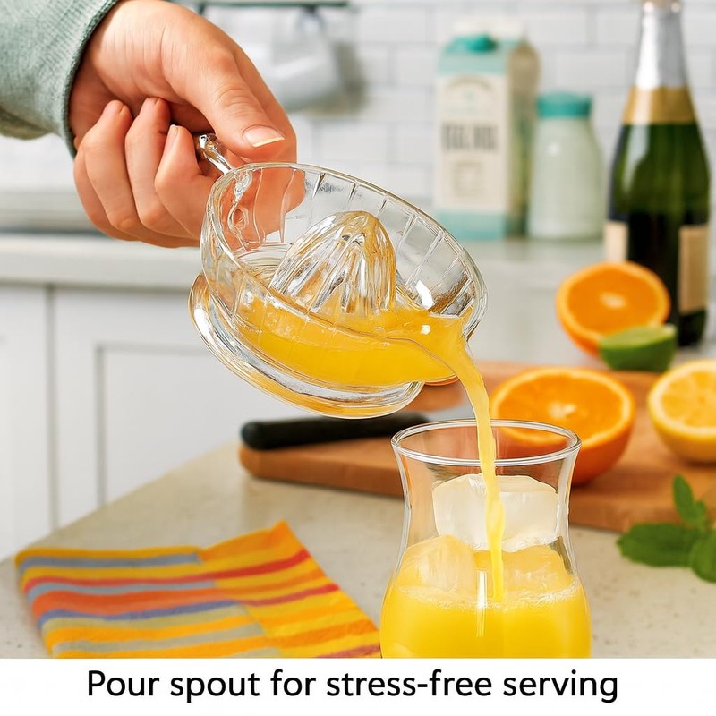 HIC Kitchen Citrus Juicer Reamer With Handle And Pour Spout,
