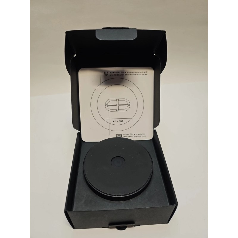 MOMENT - Car Vent Mount For Magsafe Compatible Phone (Black)
