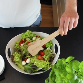 Winkee Rocks Guitar Tongs - The Rocking Kitchen Tongs in Electric Guitar Shape | Guitar Tongs | Wooden Tongs - Ideal for Salad, Pastry Tongs, for Barbecuing | High Quality | Musician Gift