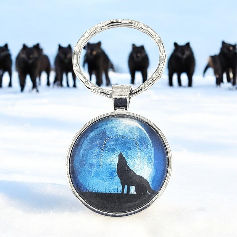 Promotech Howling Wolf Keychain - Flat Keychain Epoxy Resin Metal