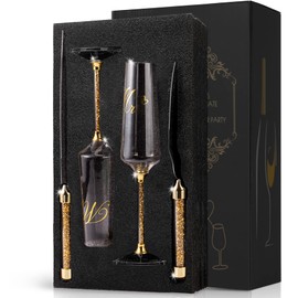 VARLKA - Juego de cuchillos y servidores para tartas de boda, copas de champaña con estampado Mr and Mrs para novia y novio, copas de tostado para boda, despedida de soltera, regalos