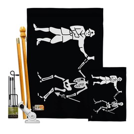Pirate Skull Black Party Garden House Flags Kit Coastal Ship Treasure Map Carribean Jolly Blackbeard Jack Small Decorative Gift Yard Banner Made in USA 28 X 40
